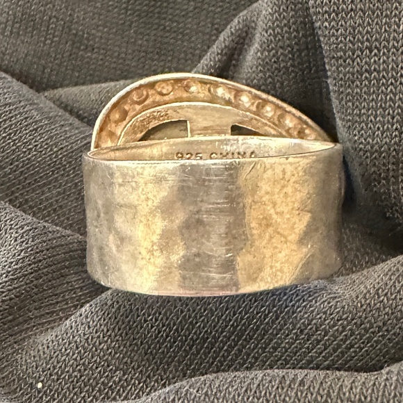 Silpada Fantasy ring, thick band sterling silver w/ diamond cut pyrite, size 8. - Picture 3 of 10